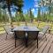 Denali Natl Park 3 Bedroom Home on 5 Acres, hiking and wildlife