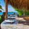 Private Beach Ocean Front Boat Dock Tiki Bar - Savaneta