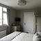 Woodland House B & B - Wimborne Minster