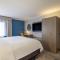 Holiday Inn Express & Suites Greensboro - I-40 atWendover by IHG
