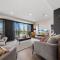 Ocean View Spacious Luxury 3 Bedroom, Pool, Central, Walk everywhere 6PM CHECKOUT