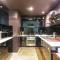 ZEN MARKETS - Boutique 1-BR Apt Near Parap Markets