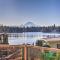 Stunning Kent Lake House with Private Dock! - كينت