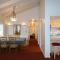 Briarwood Inn