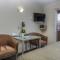 166 Majestic Court Motel