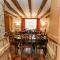 Cringoed House