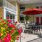 Harbour House at the Inn 303