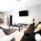 The Prospect Point Penthouse- Yard & Parking, Minutes From Falls & Casino by Niagara Hospitality - Ниагара-Фолс