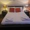 Cheerful 4-bedroom holiday home close to the Sea