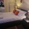 Cheerful 4-bedroom holiday home close to the Sea