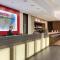 IntercityHotel Hamburg Dammtor