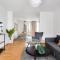 Sanders Constantin - Chic Two-Bedroom Apartment With Balcony