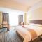 Ramada Plaza Shanghai Pudong Airport - 3 mins to PVG depature floor & check entrance with hotel shuttle