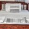 Roma Stays Sunset Holiday Apartments 3Bedrooms & swimming pool
