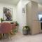 Spacious Luxury Apartment in Stevenage, Sleeps 6, with Free Parking, and Free Wi-Fi - Stevenage