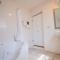 Inn on Charlotte Boutique Hotel