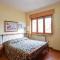 4 Bedroom Stunning Apartment In Rogliano