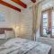 DIVA 2,stylish Old Town studio apartment near beach