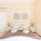 DimoraLeTreMuse Guesthouse