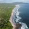 Colibri Apartments - 4 min walk to the Beach!