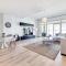 Al Haseer, Shoreline 7, Palm - Elegant One Bedroom