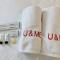 U and Me Hotel KULAI