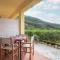 Cozy Apartment In Nisportino With Wifi