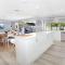 Beautiful Beach House in the Heart of Town