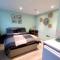 Letzi Ensuite, 15 Min to Heathrow, Fast WiFi