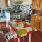 Location climatisée, piscine, animaux acceptés, jardin clôturé, parking, provence , wifi