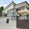 Cliveland Residence