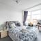 Birkdale Southport Boutique Apartment sleeps 5 - Southport