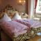 Schloss Sennfeld - Hotel & Veranstaltungsort - - Adelsheim