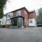 Pillo Rooms - Spacious 4 Bedroom Detached House close to Heaton Park - Manchester