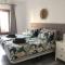 Monte Duquesa large 2 bed ground floor, close to Port and Beach with communal pool