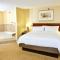 Holiday Inn Express Hotel & Suites Fenton/I-44, an IHG Hotel - 芬顿