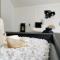 Gallery Room 02