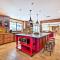 Pool and Putting Green Pet-Friendly Glendale Home - Phoenix