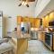 Pool and Putting Green Pet-Friendly Glendale Home - Phoenix