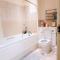 Central spacious and secure with a double bed - Colindale