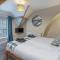 Glanrhyd Townhouse in Central Dolgellau with Parking and Bike Storage