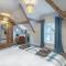 Glanrhyd Townhouse in Central Dolgellau with Parking and Bike Storage