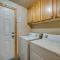 Cozy Park City Townhome By Dining, Shops and More!