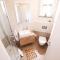 4 Bedroom Cozy Home In Nin