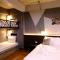 Room2u