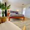 Beach House Opposite Ocean 4 Bed 2 Bathroom with pool