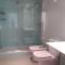 3 BEDROOMS, 2 BATHROOMS FOR 6 PAX, SWIMMING POOL, FREE PARKING and NEAR THE BEACH!
