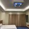 Richmond Hotel & Suites
