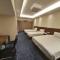 Richmond Hotel & Suites