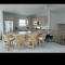17 Nettles Blvd - جنسن بيتش
